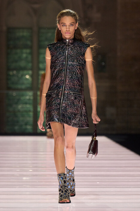 Louis Vuitton Resort 2026 / Louis Vuitton круиз 2026