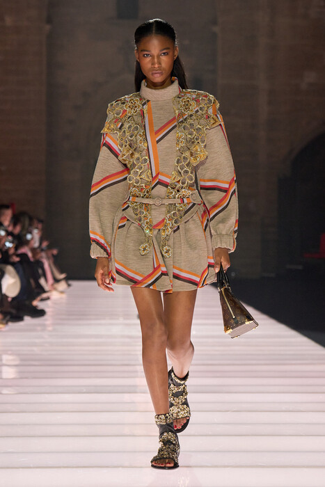 Louis Vuitton Resort 2026 / Louis Vuitton круиз 2026