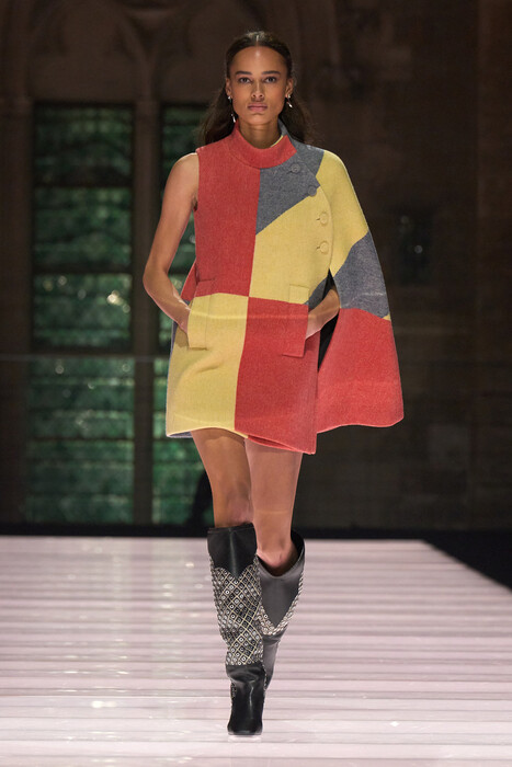 Louis Vuitton Resort 2026 / Louis Vuitton круиз 2026