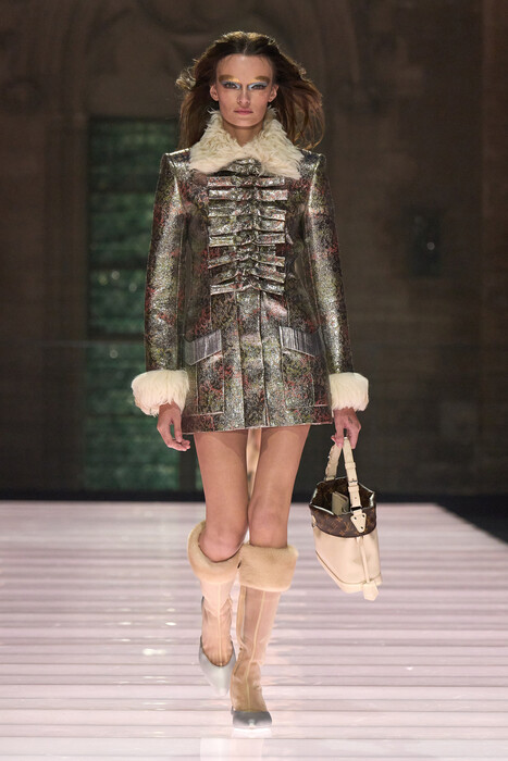 Louis Vuitton Resort 2026 / Louis Vuitton круиз 2026