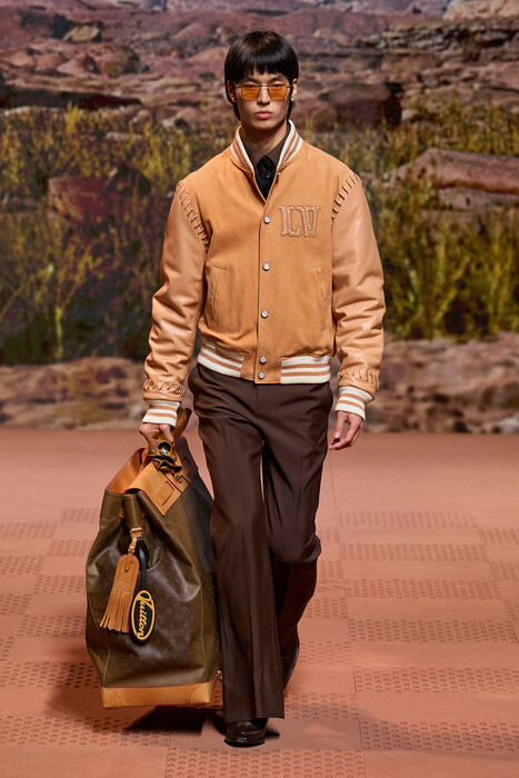 Мужская коллекция Louis Vuitton осень-зима 2024/24 Louis Vuitton menswear Fall 2024