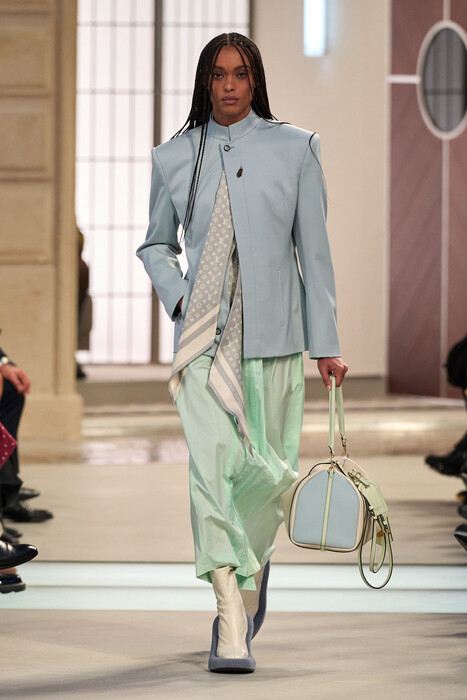 Louis Vuitton осень-зима 2025 / Louis Vuitton Fall 2025