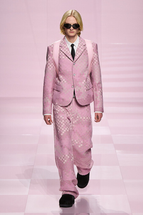 Louis Vuitton fall 2025 menswear / Louis Vuitton осень-зима 2025/26