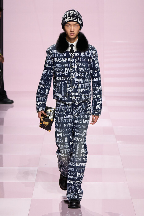 Louis Vuitton fall 2025 menswear / Louis Vuitton осень-зима 2025/26