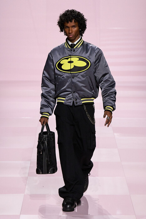 Louis Vuitton fall 2025 menswear / Louis Vuitton осень-зима 2025/26