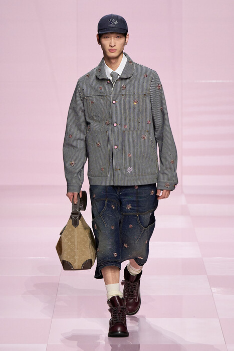 Louis Vuitton fall 2025 menswear / Louis Vuitton осень-зима 2025/26