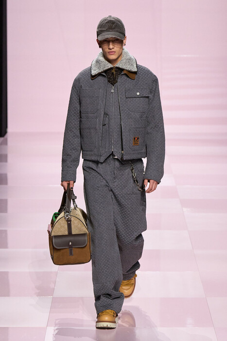 Louis Vuitton fall 2025 menswear / Louis Vuitton осень-зима 2025/26