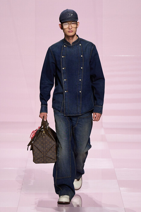 Louis Vuitton fall 2025 menswear / Louis Vuitton осень-зима 2025/26