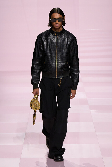 Louis Vuitton fall 2025 menswear / Louis Vuitton осень-зима 2025/26