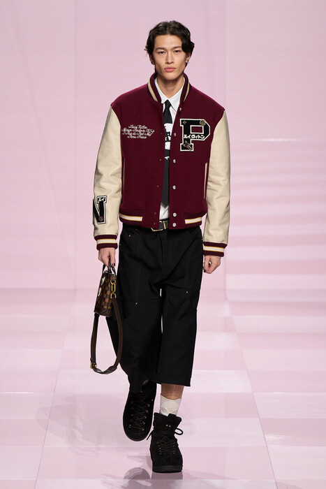 Louis Vuitton fall 2025 menswear / Louis Vuitton осень-зима 2025/26