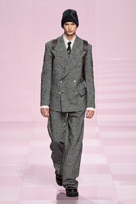 Louis Vuitton fall 2025 menswear / Louis Vuitton осень-зима 2025/26