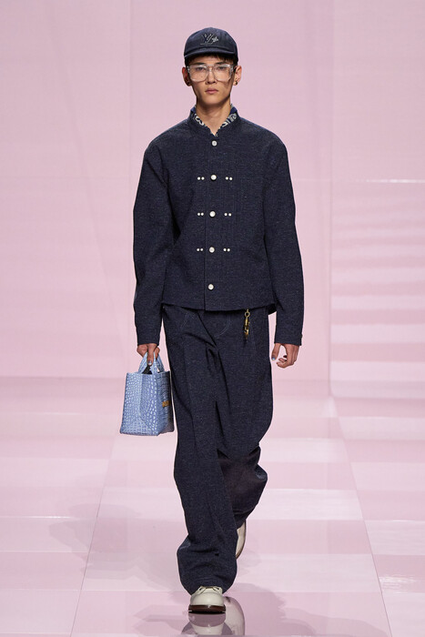 Louis Vuitton fall 2025 menswear / Louis Vuitton осень-зима 2025/26