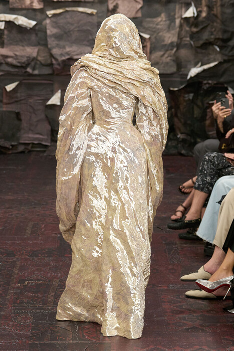 Maison Margiela Couture Fall 2025 / Maison Margiela Couture коллекция осень 2025