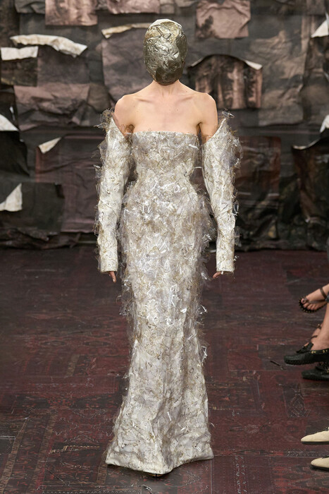 Maison Margiela Couture Fall 2025 / Maison Margiela Couture коллекция осень 2025