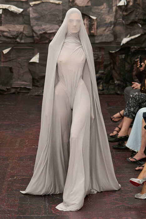 Maison Margiela Couture Fall 2025 / Maison Margiela Couture коллекция осень 2025