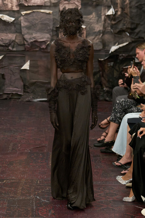 Maison Margiela Couture Fall 2025 / Maison Margiela Couture коллекция осень 2025