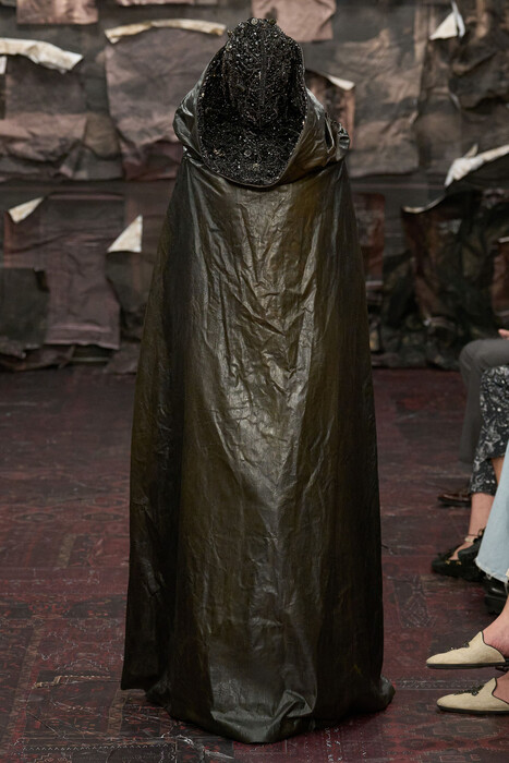 Maison Margiela Couture Fall 2025 / Maison Margiela Couture коллекция осень 2025
