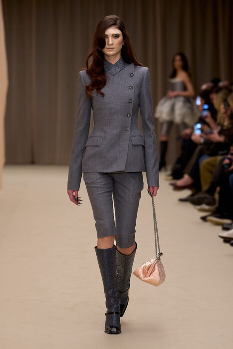 Alexander McQueen коллекция осень-зима 2026