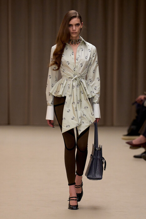 Alexander McQueen коллекция осень-зима 2026