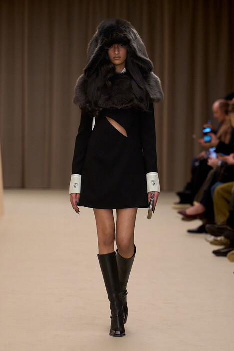 Alexander McQueen коллекция осень-зима 2026