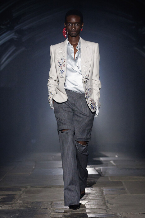 McQueen коллекция весна-лето 2027 / McQueen spring-summer 2027
