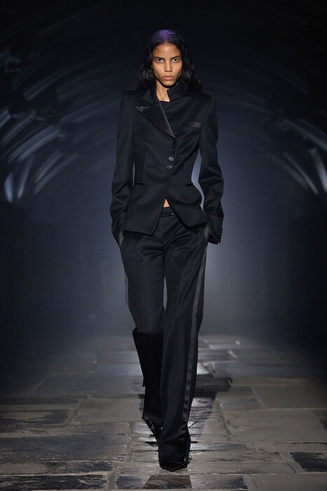 McQueen коллекция весна-лето 2027 / McQueen spring-summer 2027