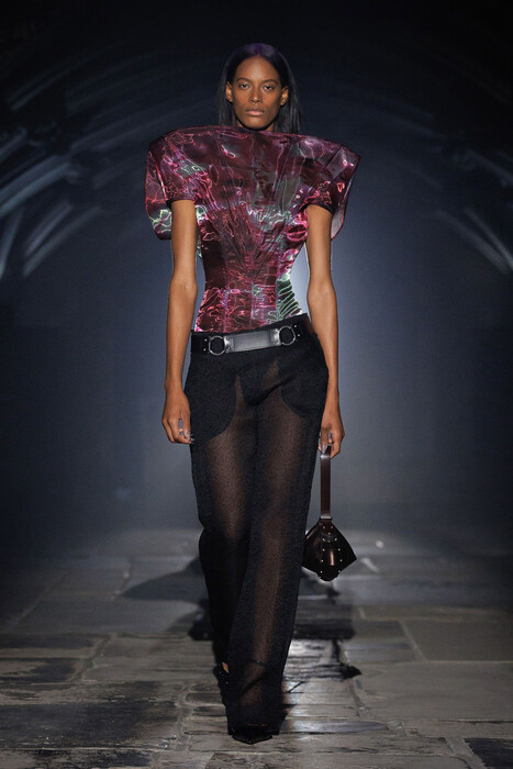 McQueen коллекция весна-лето 2027 / McQueen spring-summer 2027