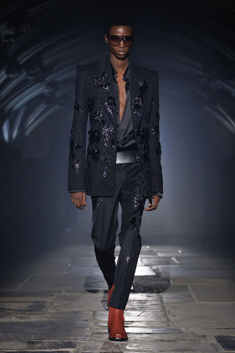 McQueen коллекция весна-лето 2027 / McQueen spring-summer 2027