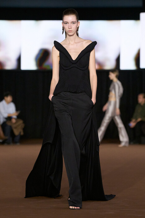 Mugler коллекция весна-лето 2027 / Mugler Spring 2027