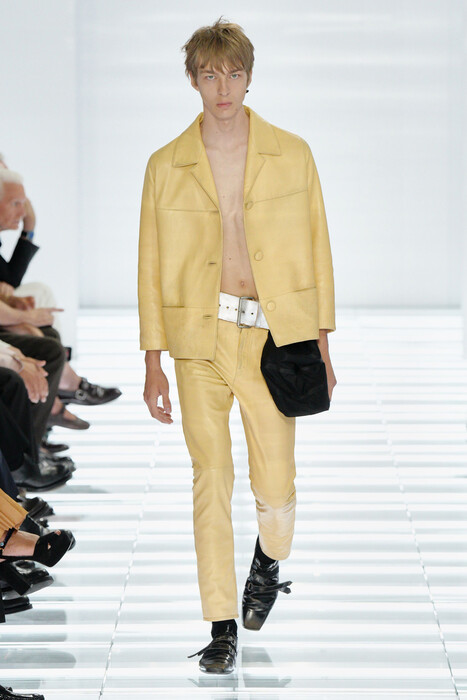 Prada Menswear spring 2027 Collection / Коллекция Prada Menswear весна-лето 2027