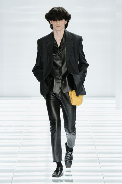Prada Menswear spring 2027 Collection / Коллекция Prada Menswear весна-лето 2027