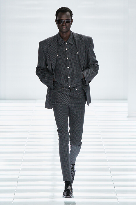 Prada Menswear spring 2027 Collection / Коллекция Prada Menswear весна-лето 2027