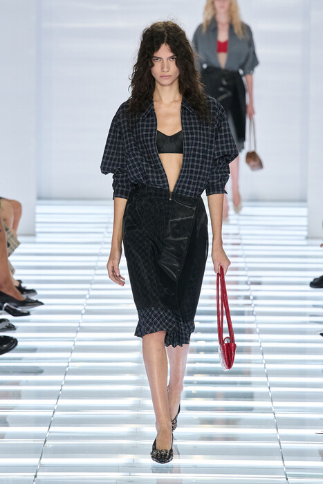 Prada коллекция весна-лето 2027 / Prada Spring 2027