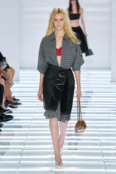 Prada коллекция весна-лето 2027 / Prada Spring 2027