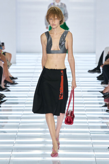 Prada коллекция весна-лето 2027 / Prada Spring 2027