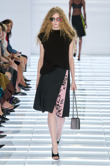 Prada коллекция весна-лето 2027 / Prada Spring 2027