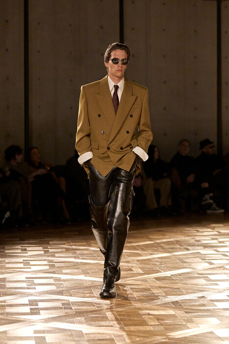 Saint Laurent menswear fall 2025 / Saint Laurent menswear осень-зима 2025/26