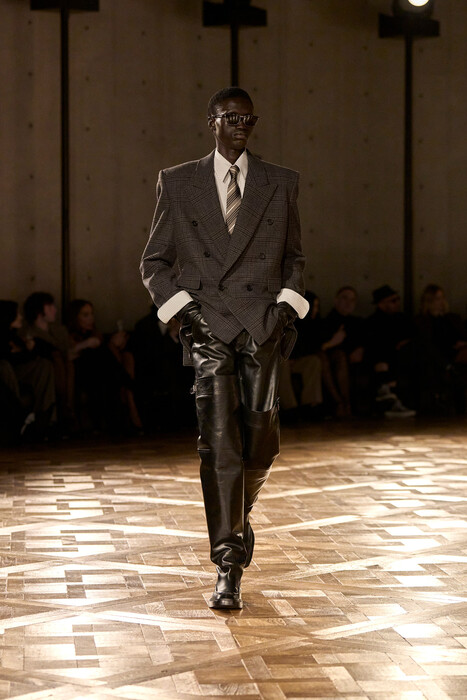 Saint Laurent menswear fall 2025 / Saint Laurent menswear осень-зима 2025/26