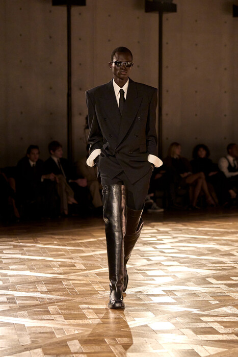 Saint Laurent menswear fall 2025 / Saint Laurent menswear осень-зима 2025/26