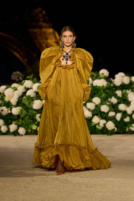Saint Laurent коллекция весна-лето 2026 / Saint Laurent Spring-Summer 2026
