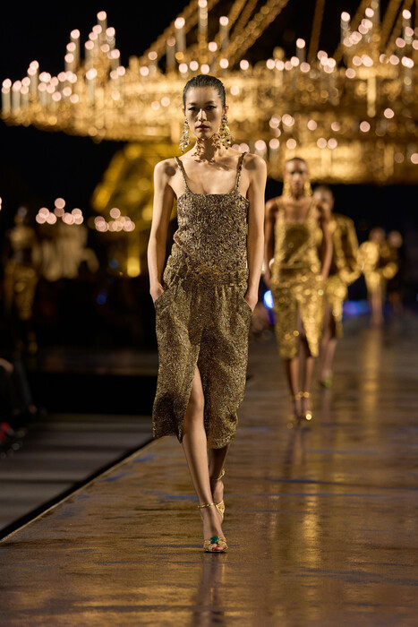 Saint Laurent коллекция весна-лето 2027 / Saint Laurent Spring 2027