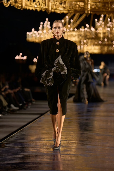 Saint Laurent коллекция весна-лето 2027 / Saint Laurent Spring 2027