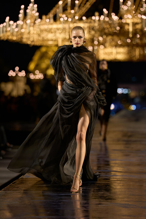 Saint Laurent коллекция весна-лето 2027 / Saint Laurent Spring 2027