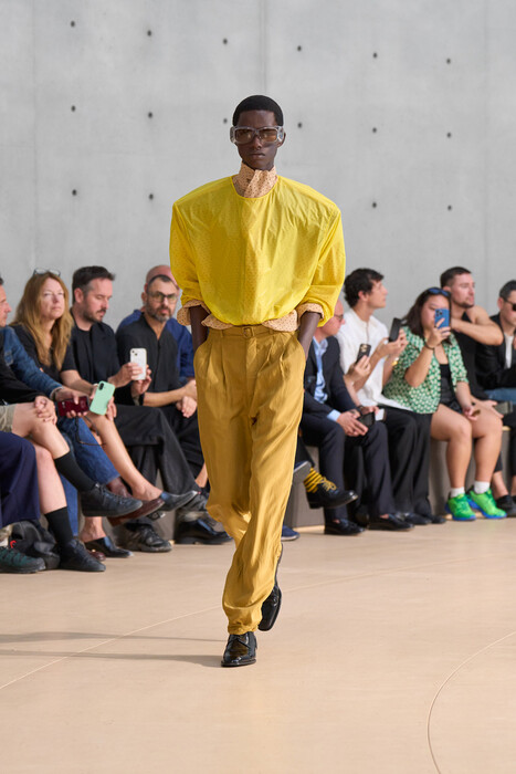 Saint Laurent menswear весна-лето 2026 / Saint Laurent menswear spring-summer 2026