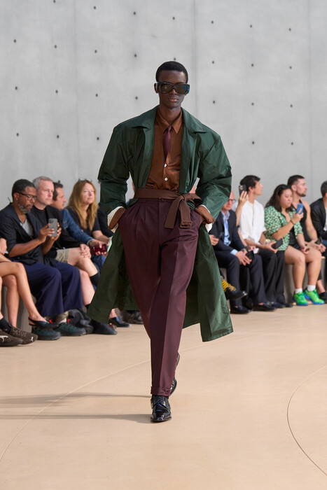 Saint Laurent menswear весна-лето 2026 / Saint Laurent menswear spring-summer 2026