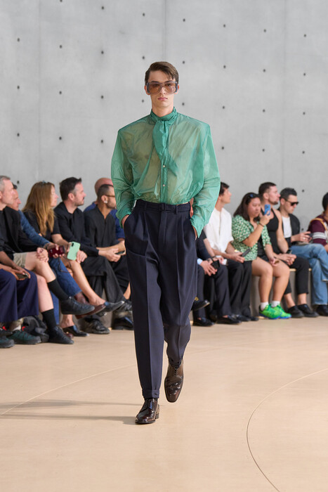 Saint Laurent menswear весна-лето 2026 / Saint Laurent menswear spring-summer 2026