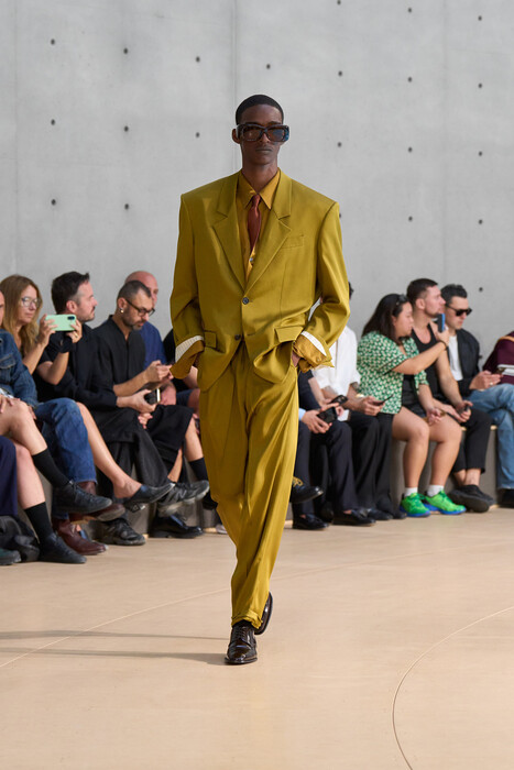 Saint Laurent menswear весна-лето 2026 / Saint Laurent menswear spring-summer 2026