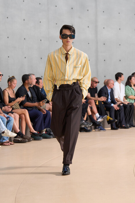 Saint Laurent menswear весна-лето 2026 / Saint Laurent menswear spring-summer 2026