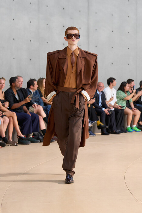 Saint Laurent menswear весна-лето 2026 / Saint Laurent menswear spring-summer 2026