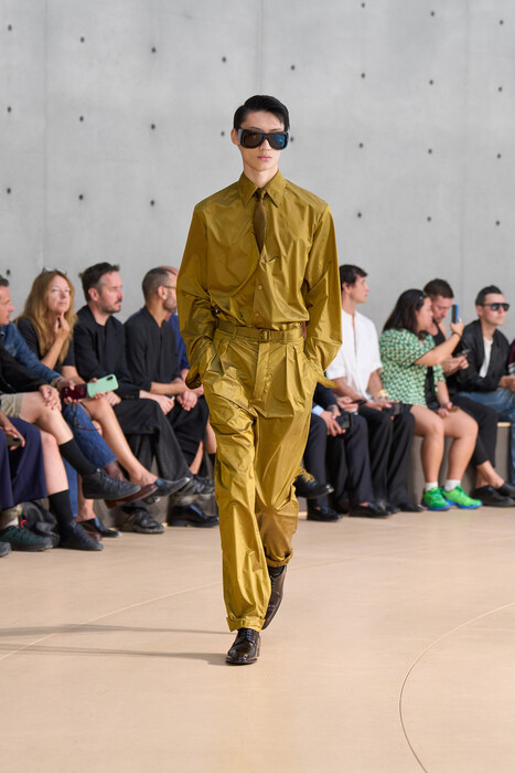 Saint Laurent menswear весна-лето 2026 / Saint Laurent menswear spring-summer 2026